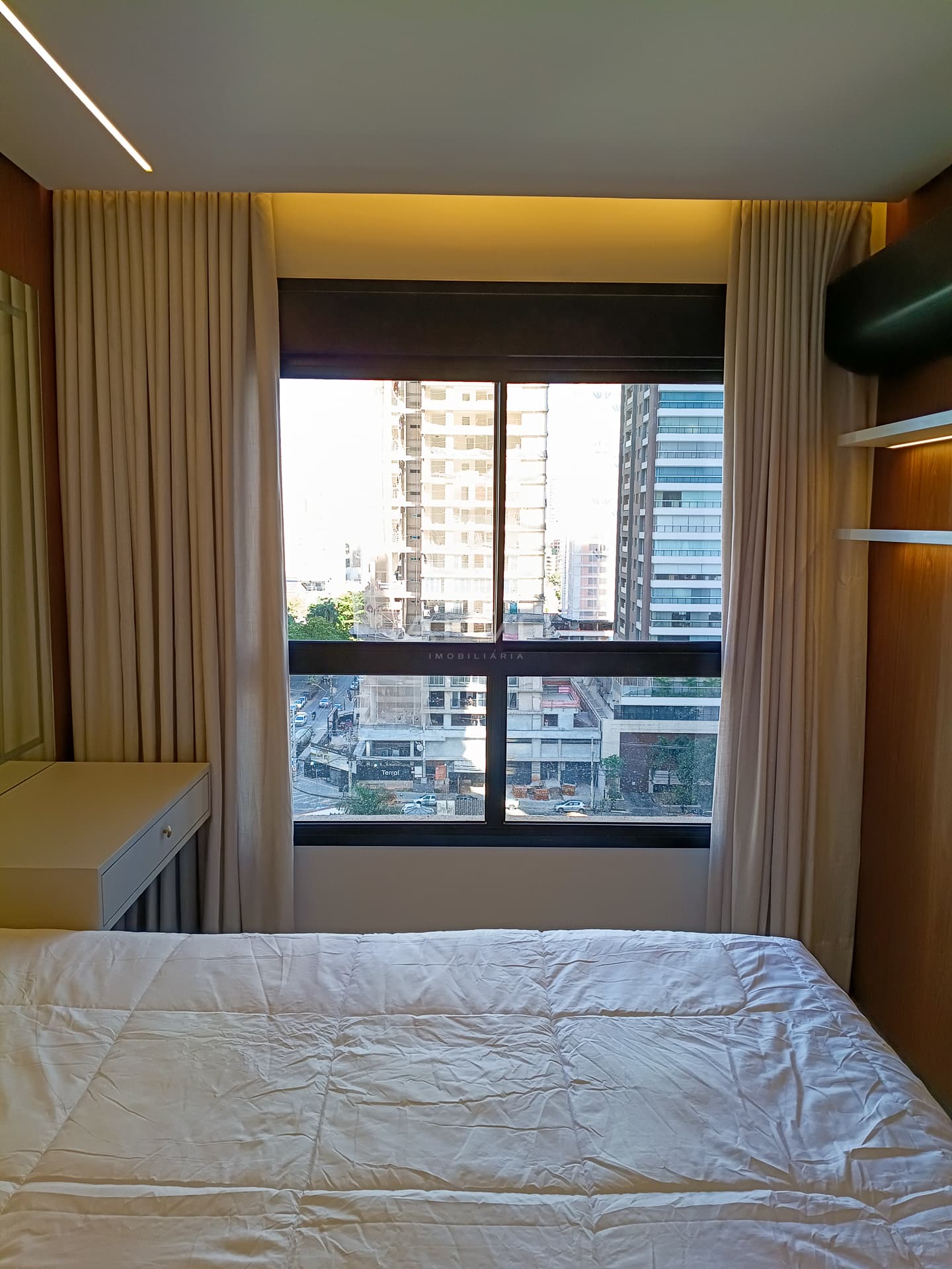 LUX OESTE DE 03 QUARTOS, SETOR OESTE.