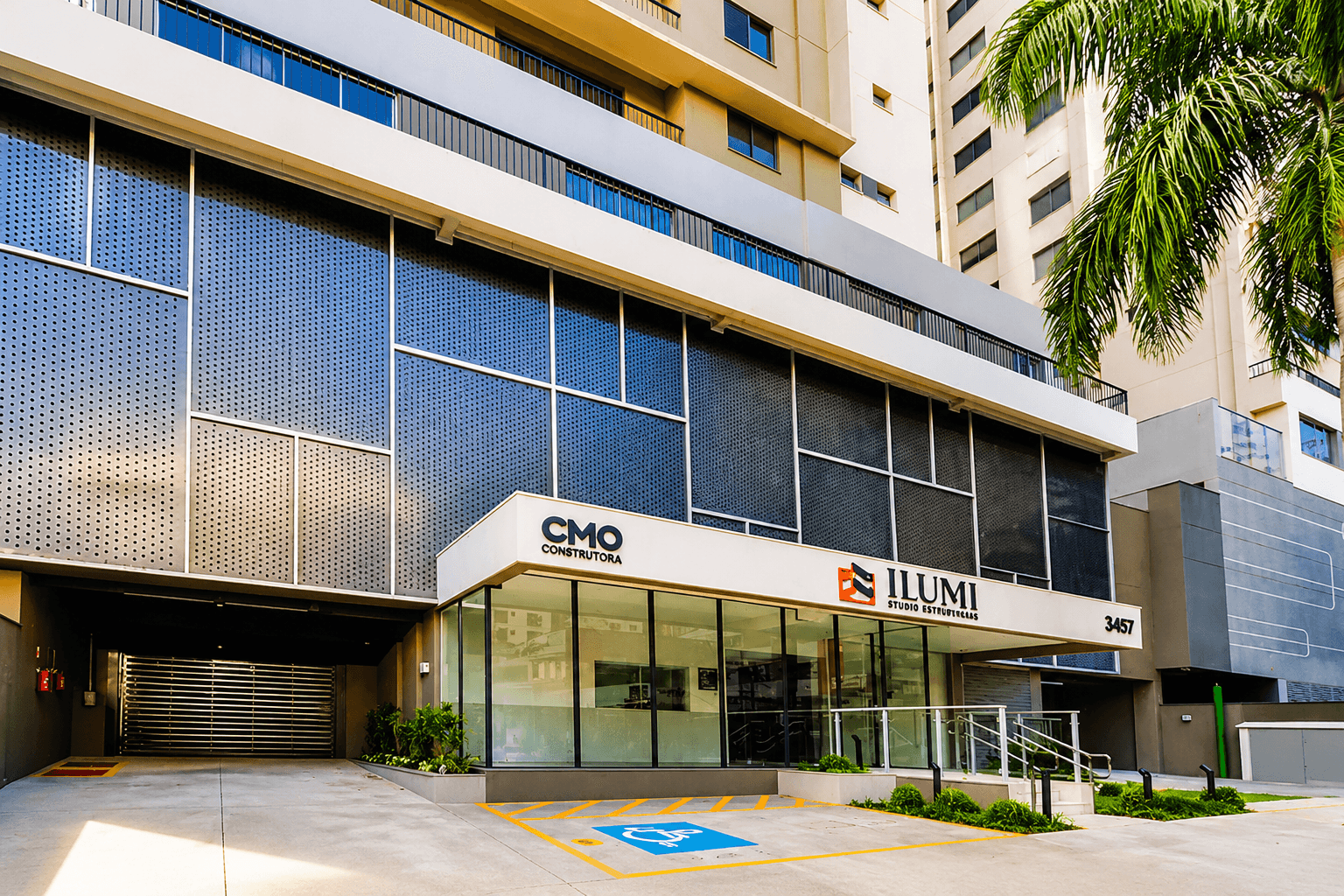 APARTAMENTO DE 02 QUARTOS, SETOR BUENO.