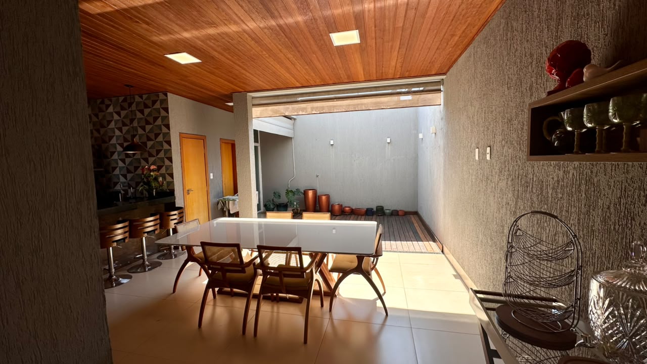 Casa - Jardim Atlântico