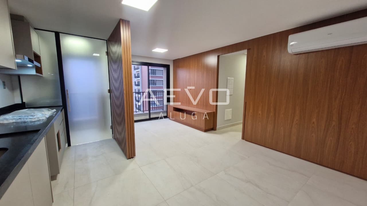 LUX OESTE DE 03 QUARTOS, SETOR OESTE.