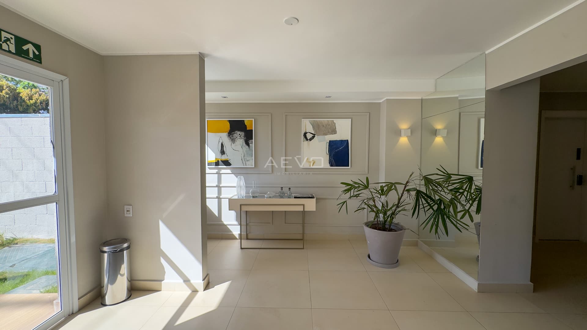 APARTAMENTO DE 02 QUARTOS, SETOR SUDOESTE.
