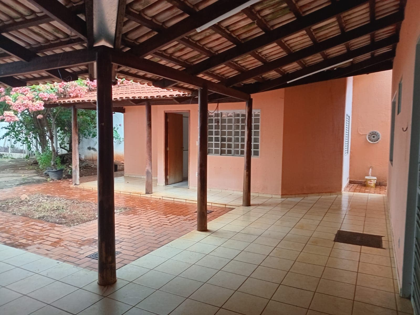 Casa - Setor Nova Suiça