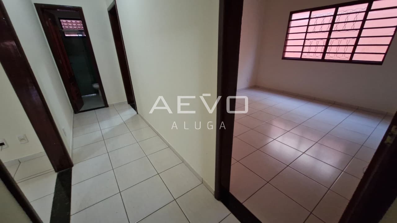 CASA DE 03 QUARTO, RESIDENCIAL SONHO DOURADO.
