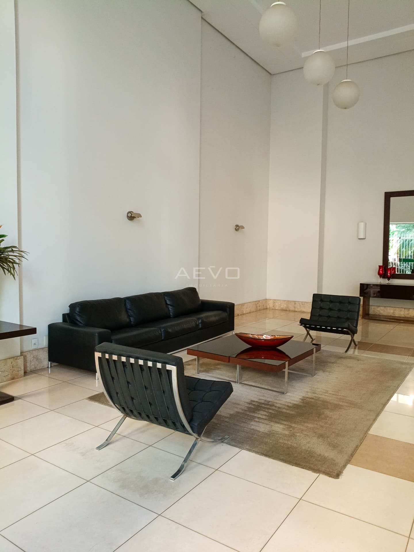 APARTAMENTO MOBILIADO 3 QUARTOS NO SETOR BUENO | 104 m² | 2 VAGAS