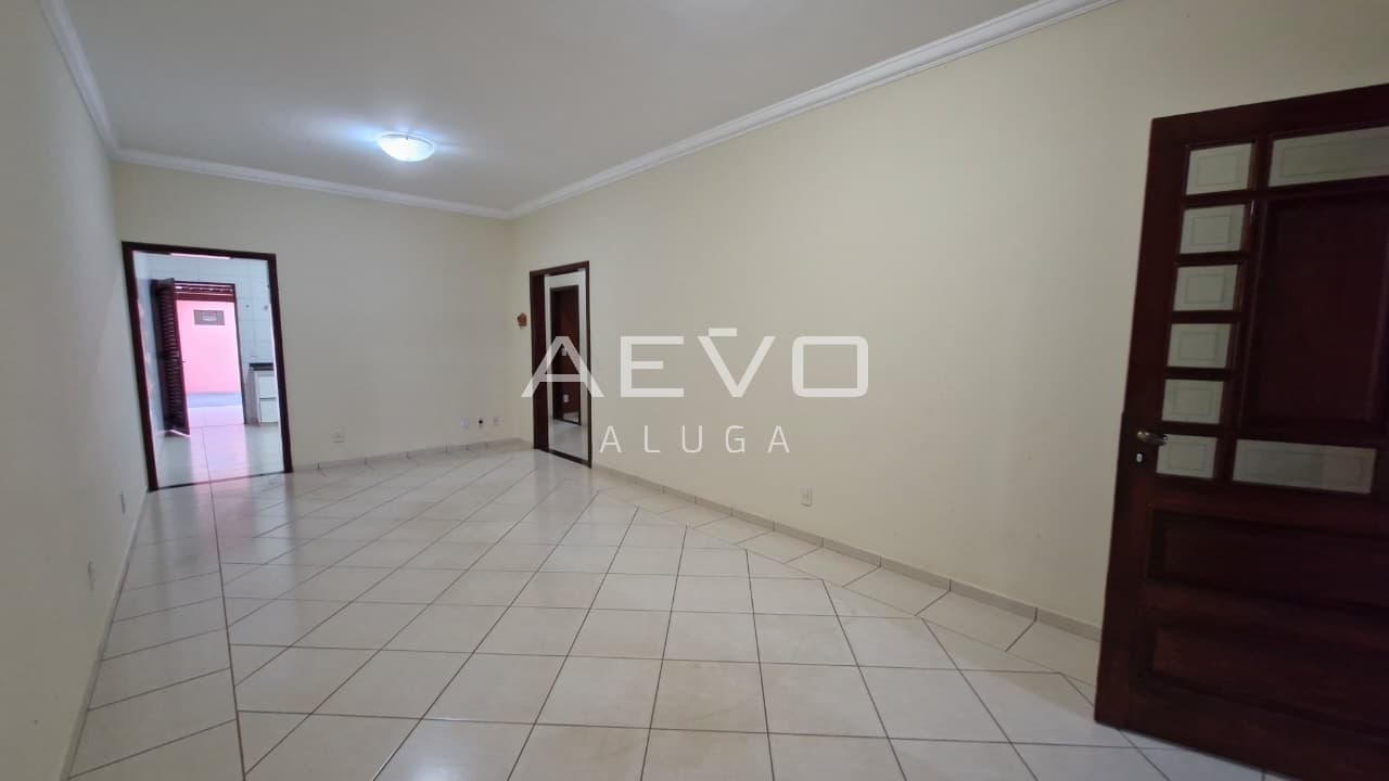 CASA DE 03 QUARTO, RESIDENCIAL SONHO DOURADO.