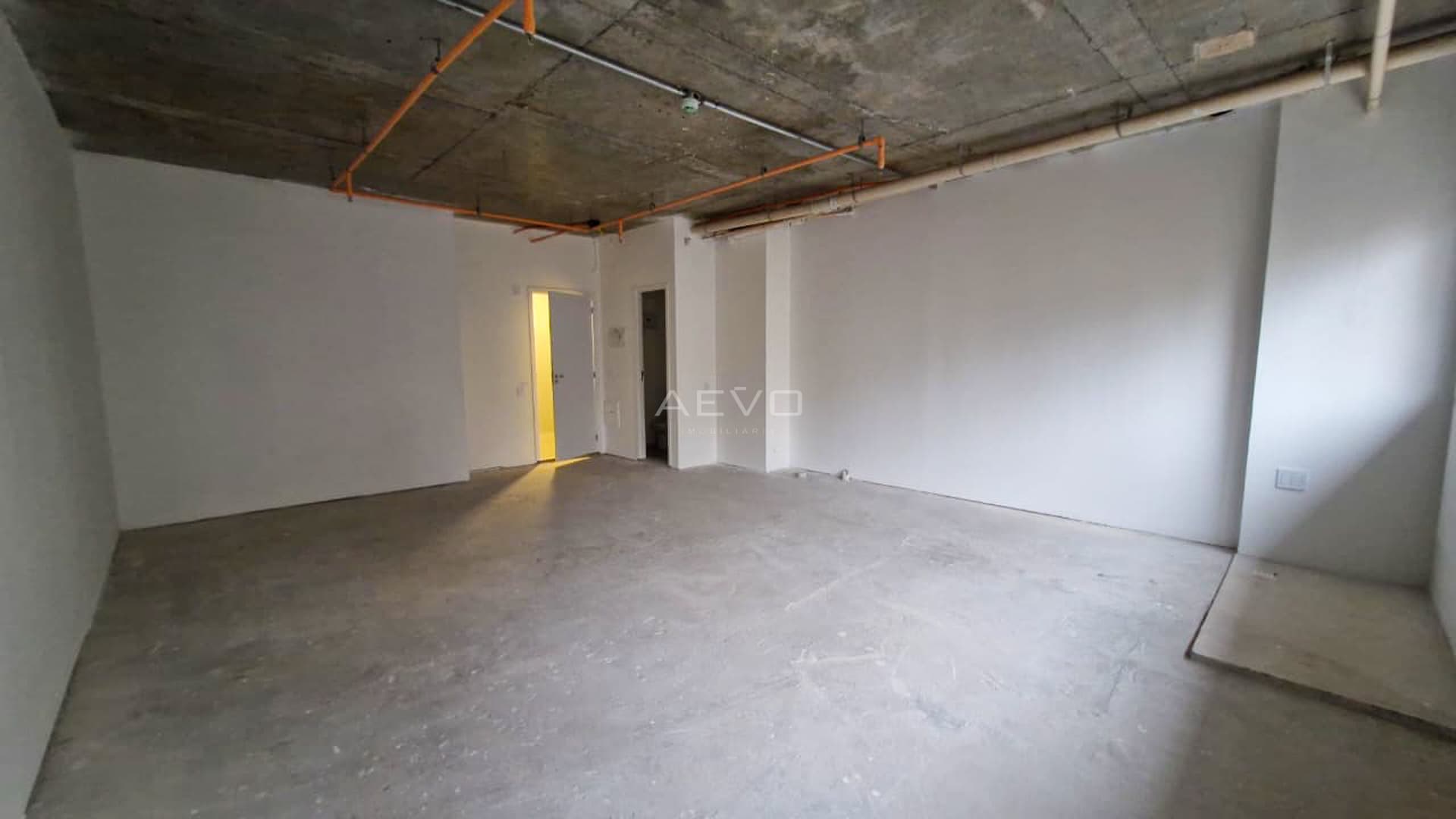 SALA COMERCIAL 43,50 m², METROPOLITAN BUENO.