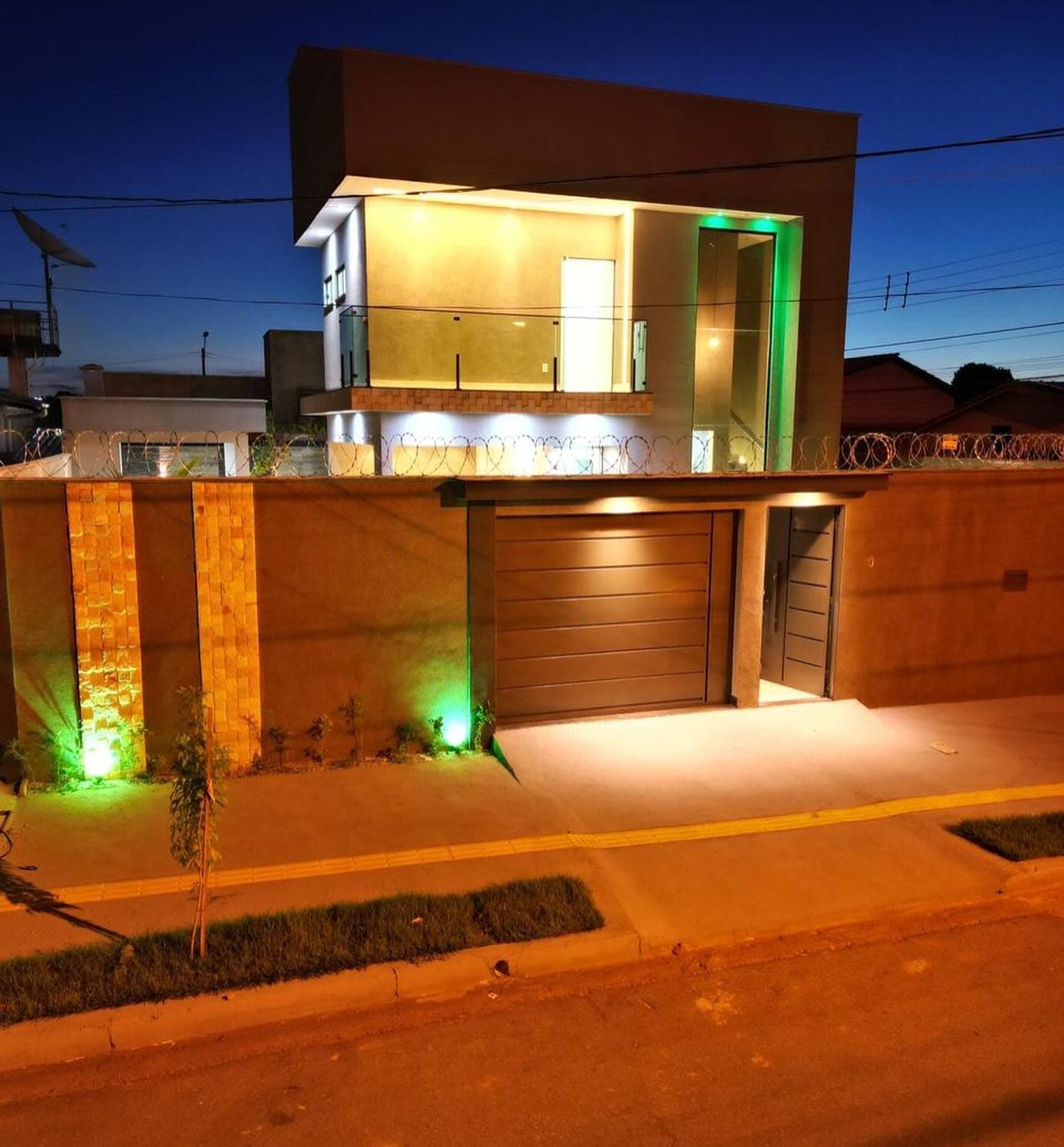 SOBRADO - SETOR FAIÇALVILLE